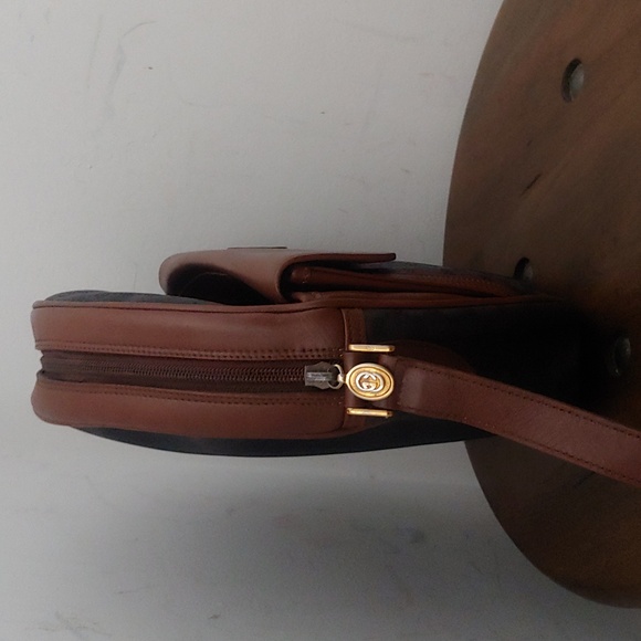 Authentic Vintage Gucci Interlocking GG Monogram Micro Guccissima Round Circle - Picture 5 of 9